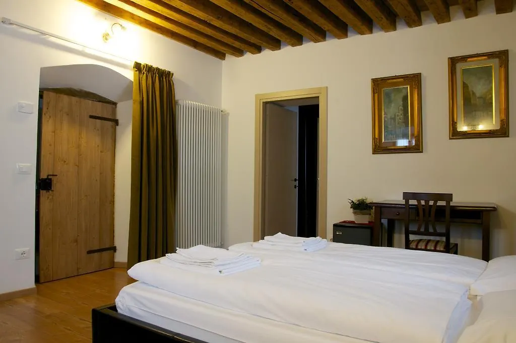 Alla Regia Apartment Vodo Cadore 0*,